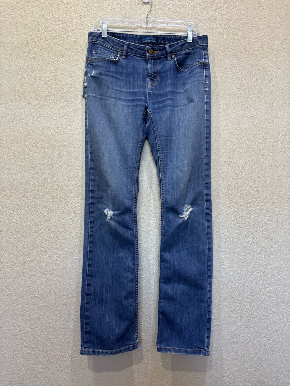 Patagonia Straight Leg Distressed Jeans Regular Women’s 28 / 6 Organic Cotton